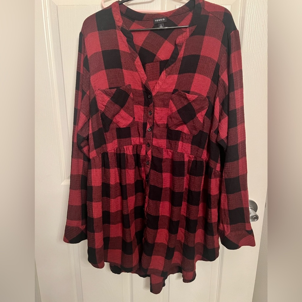 Torrid size 3 babydoll shirt